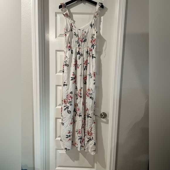 ROW A Flutter Sleeve Maxi Dress - Picture 6 of 7